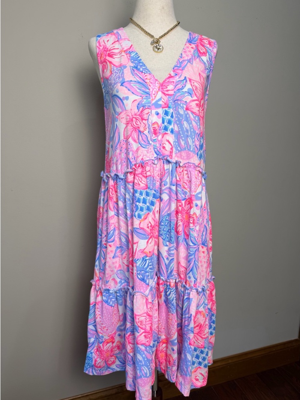 Lilly Pulitzer Pink Blue Floral Sleeveless Tiered Dress Size Small Resort Summer